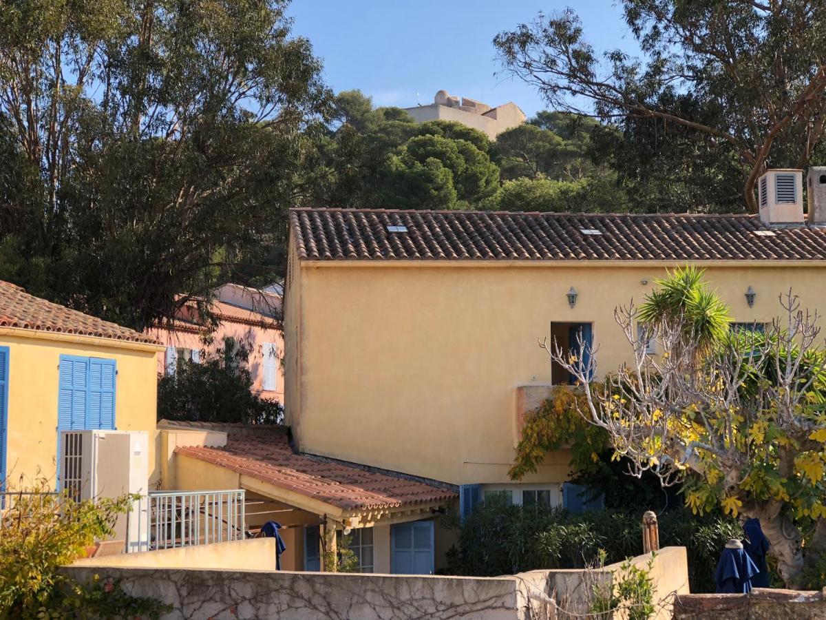 Maison De Pecheur A Porquerolles Exterior photo
